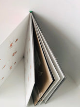 Cargar imagen en el visor de la galería, Olivia y el juguete desaparecido