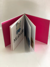 Cargar imagen en el visor de la galería, Mi abuelita tiene ruedas